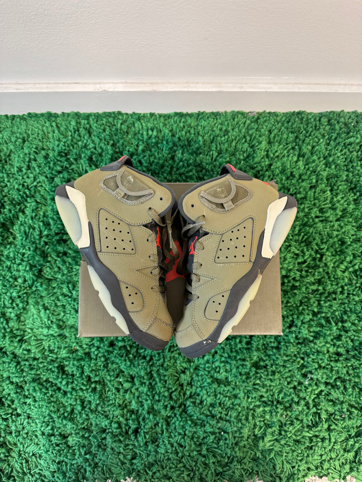 USED Jordan 6 Retro Travis Scott (PS)