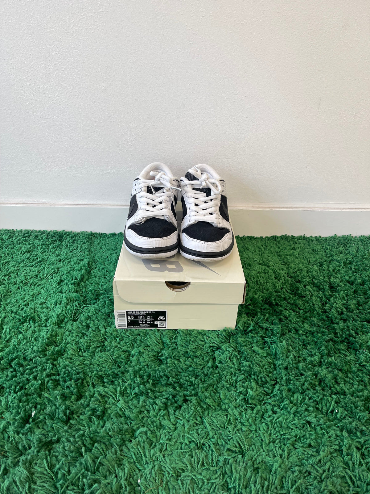 Used Nike SB Dunk Low Tightbooth (Men’s)