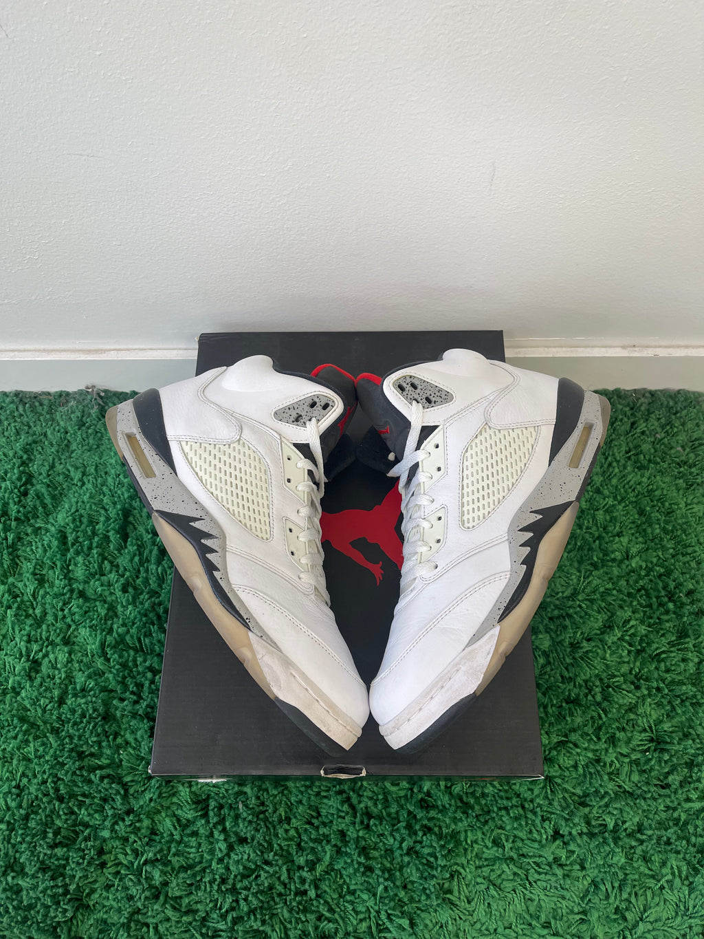 Used Jordan 5 Retro White Cement (Men’s)