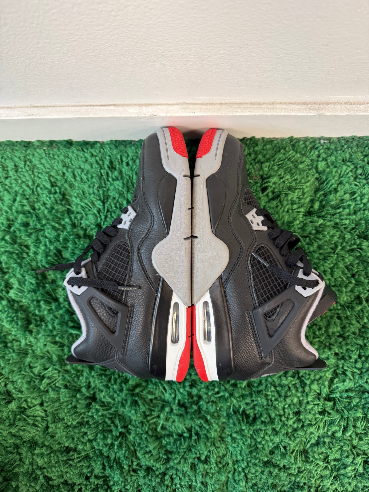 Used Jordan 4 Retro Bred Reimagined (Men’s)