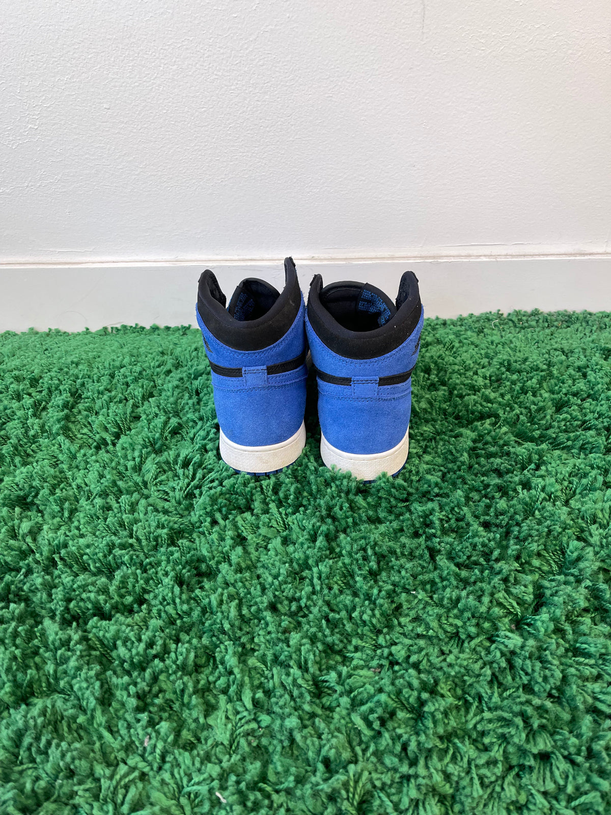 Used Jordan 1 Retro High OG Royal Reimagined (Youth)