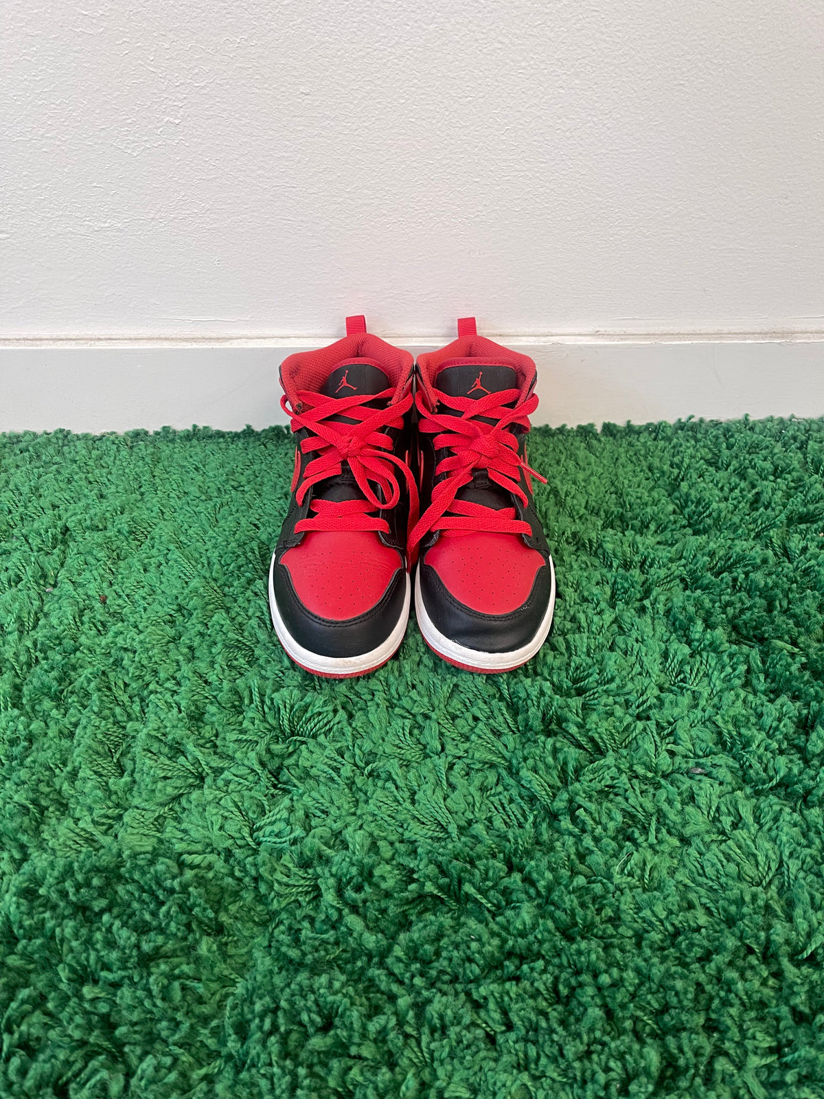 Used Jordan 1 Mid Alternate Bred 2022 (PS)