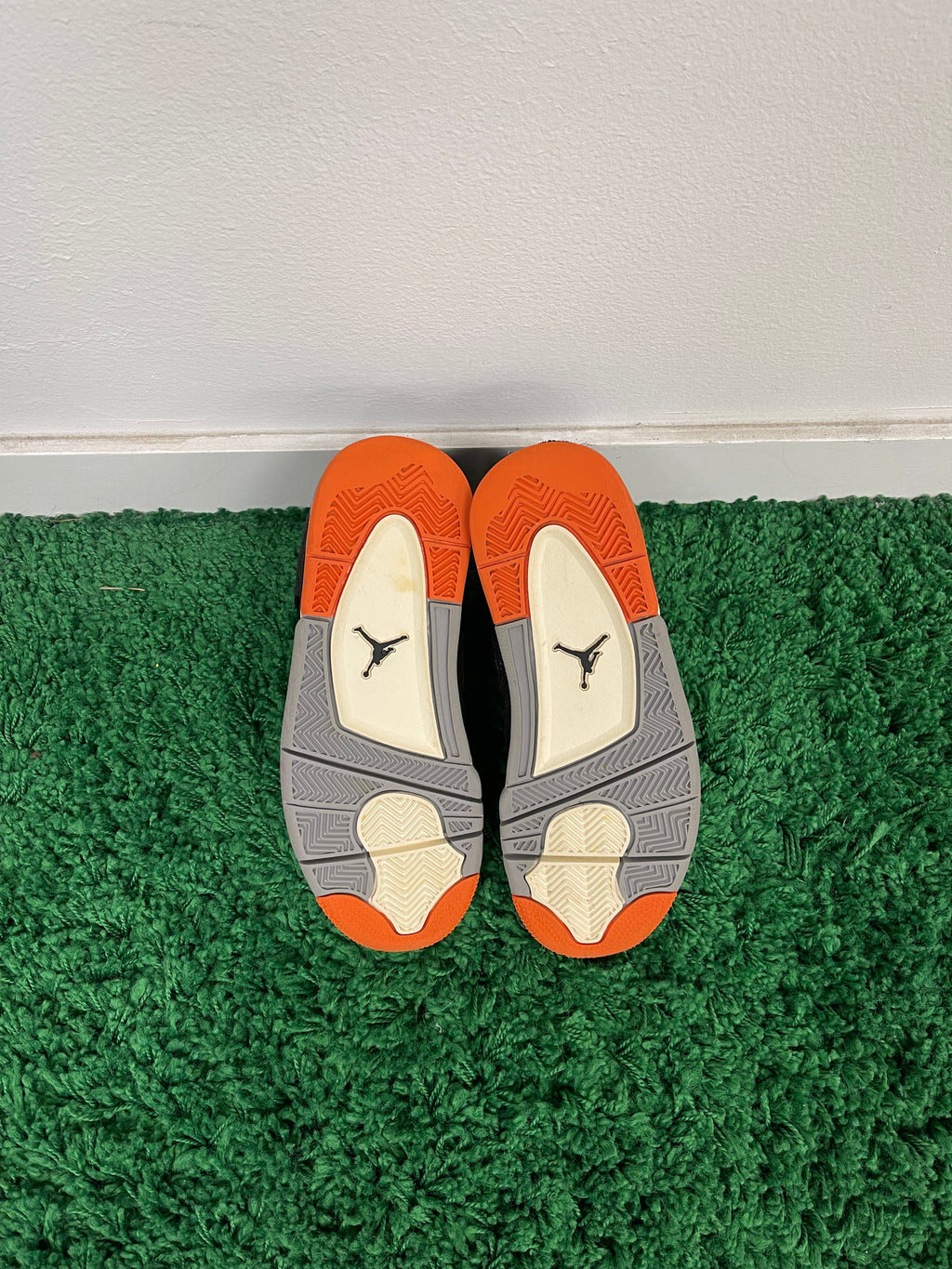 Used Jordan 4 Retro Starfish (Women’s)