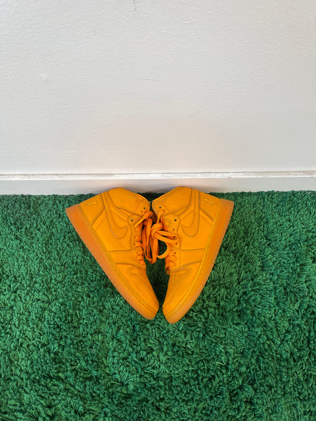Used Jordan 1 Retro High Gatorade Orange Peel (Youth)