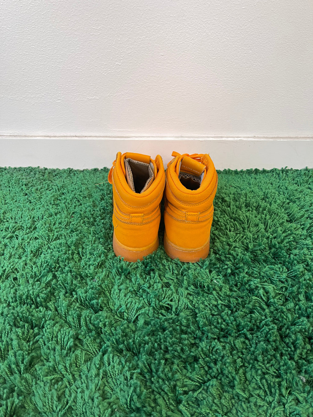 Used Jordan 1 Retro High Gatorade Orange Peel (Youth)
