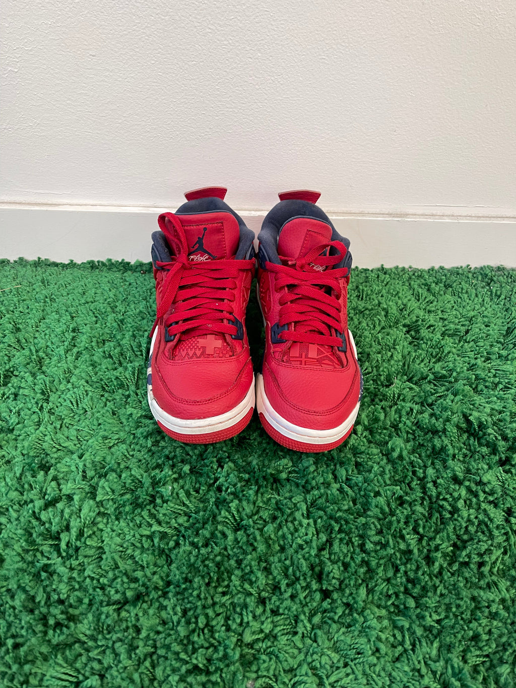 Used Jordan 4 Retro FIBA 2019 (Youth)
