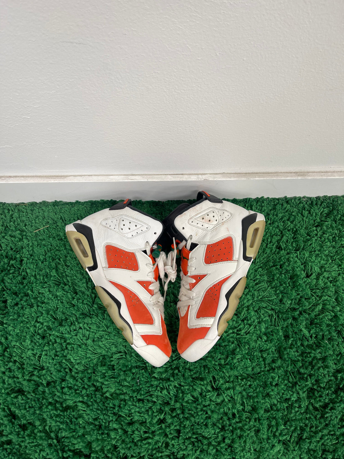 Used Jordan 6 Retro Gatorade Like Mike White (Youth)
