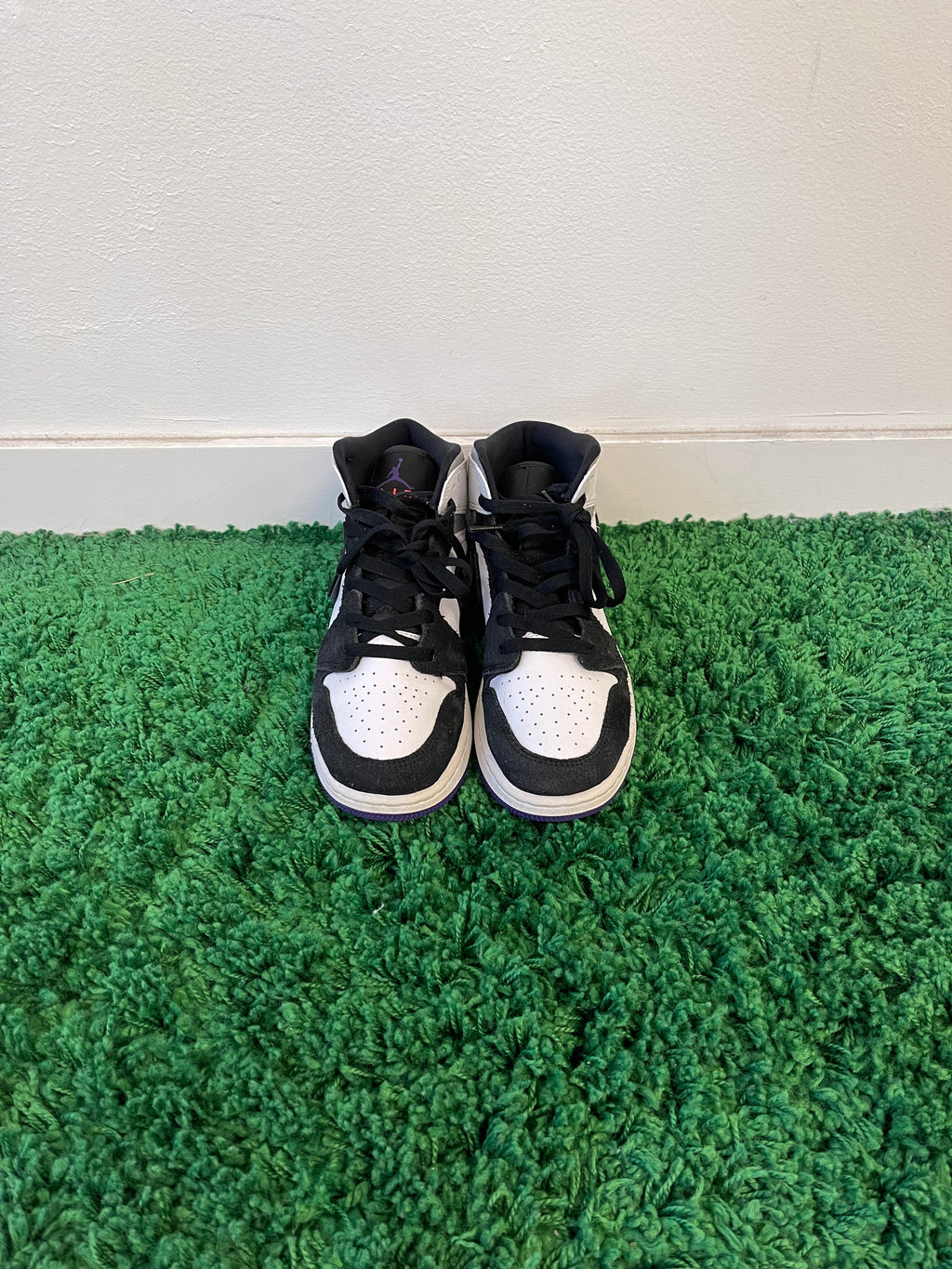 Used Jordan 1 Mid SE Purple (Youth)