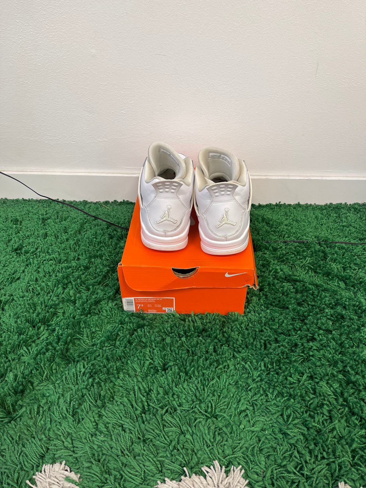Used Jordan 4 Retro Pure Money 2017 (Youth)