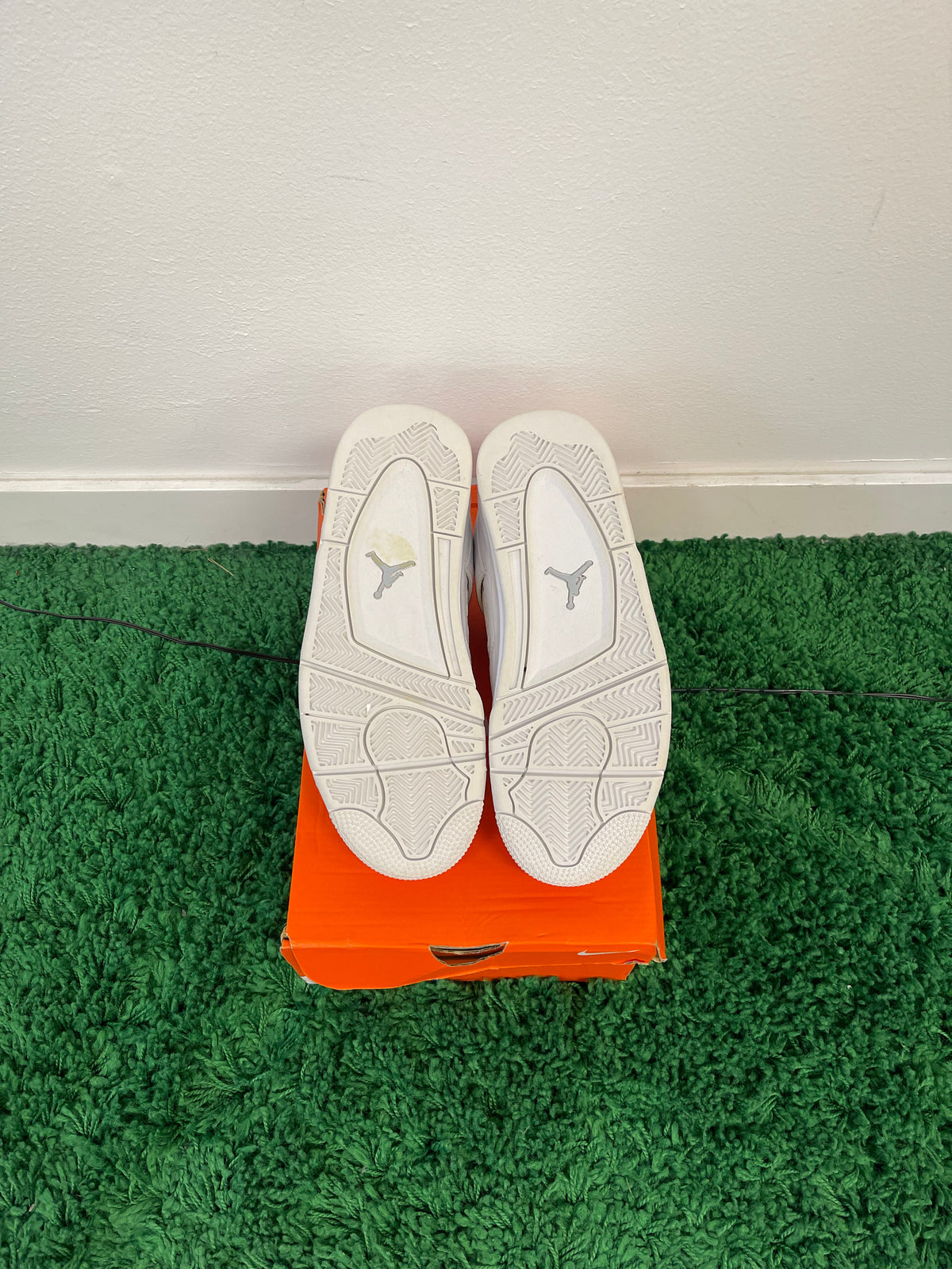 Used Jordan 4 Retro Pure Money 2017 (Youth)