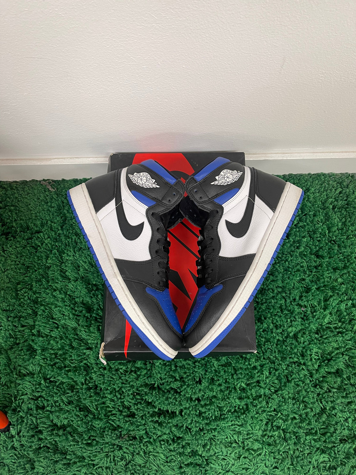Used Jordan 1 Retro High Royal Toe (Men’s)