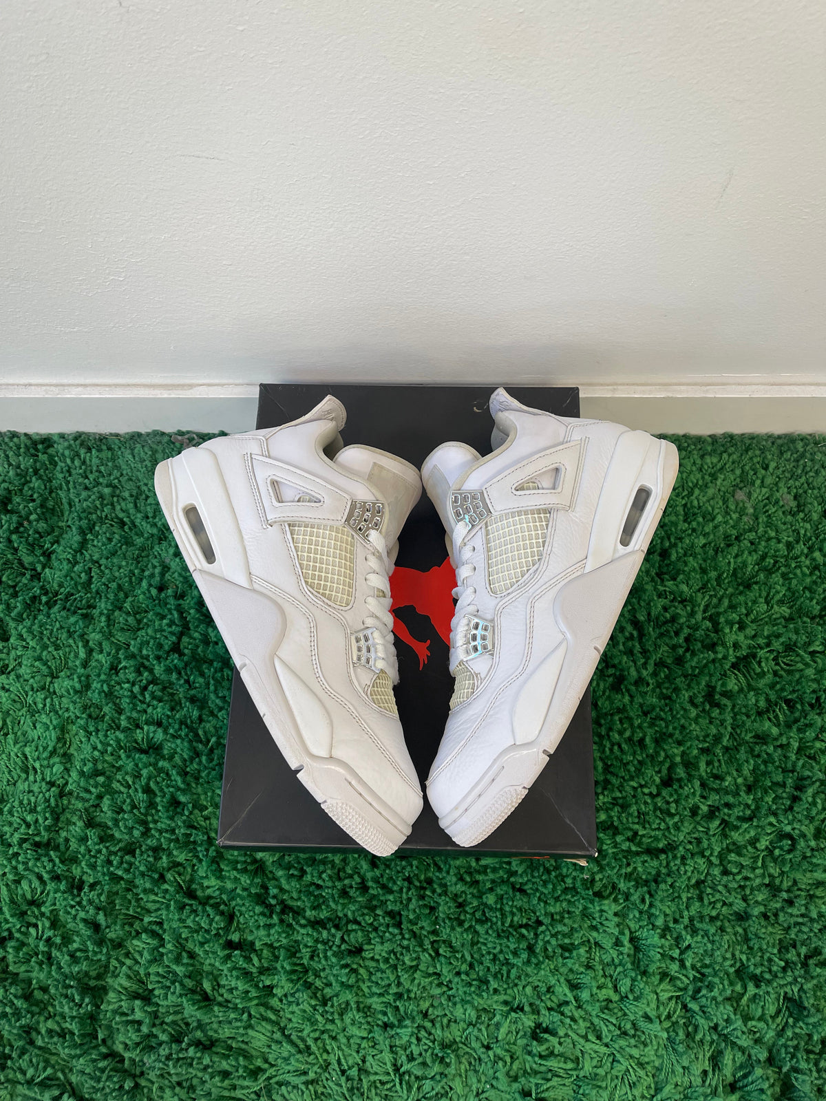Used Jordan 4 Retro Pure Money 2017 (Men’s)