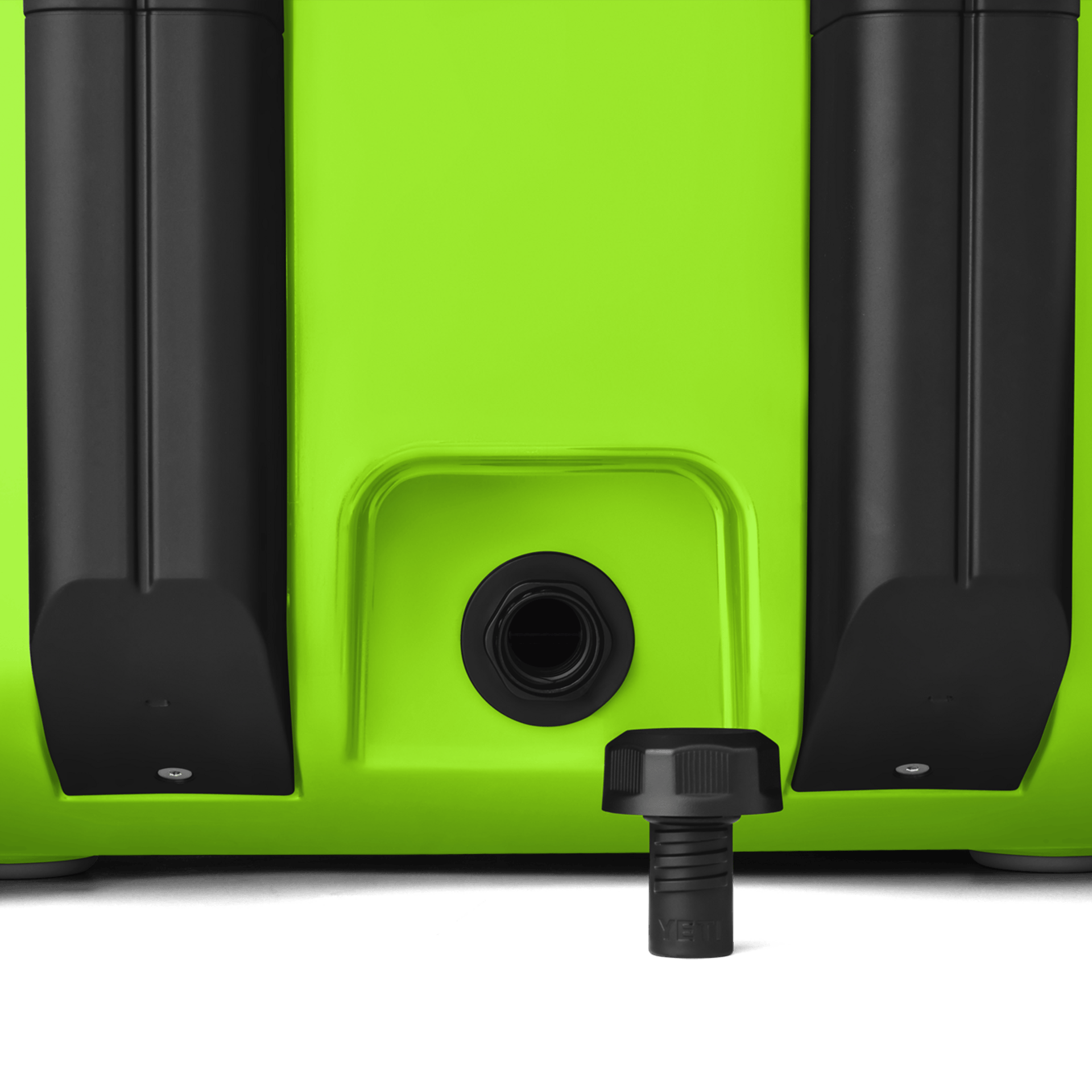 Roadie 32 Wheeled Cooler - Preferred Pick7h