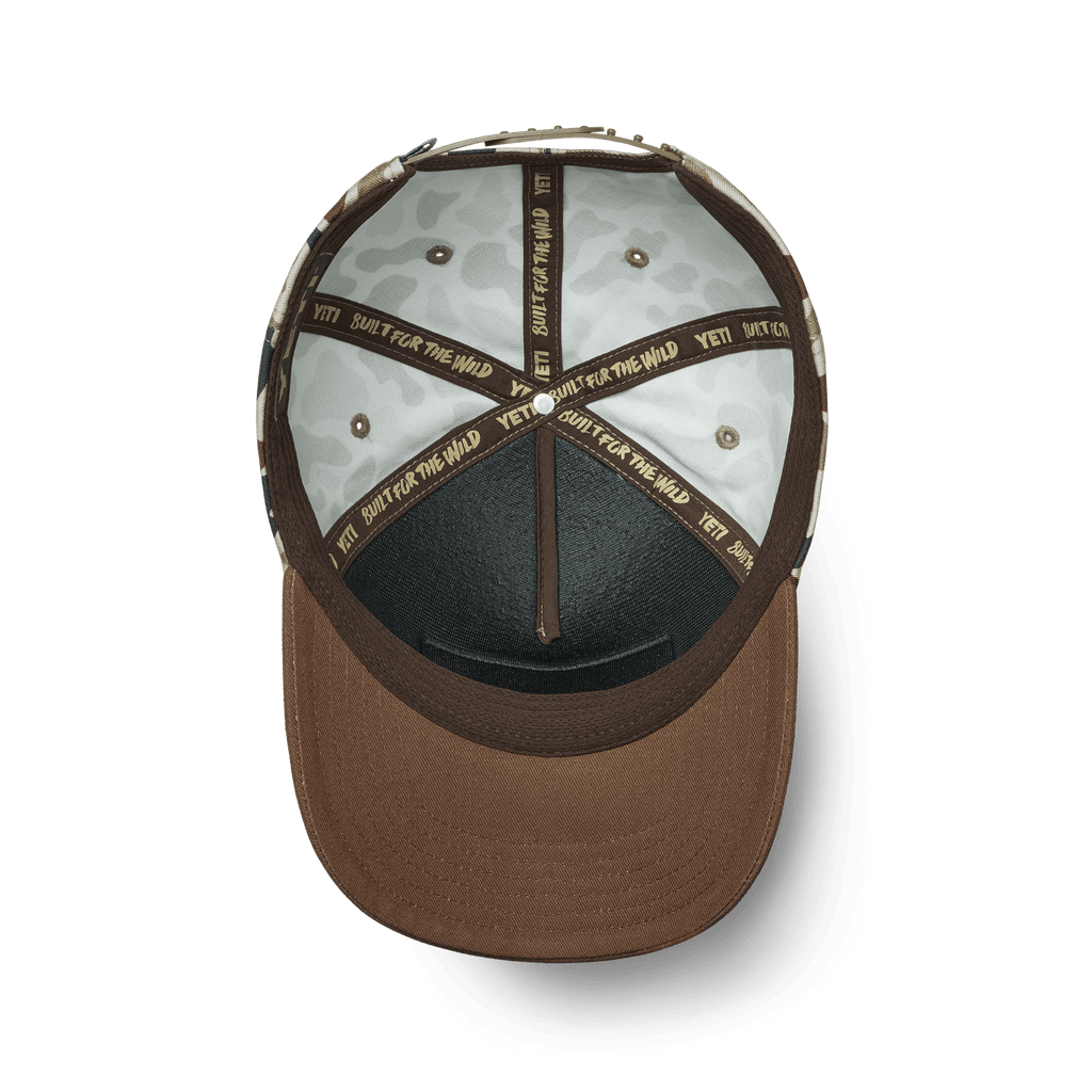 YETI Wetlands Camo Logo Badge Mid Pro Flat Brim Hat - Preferred Pick Rg